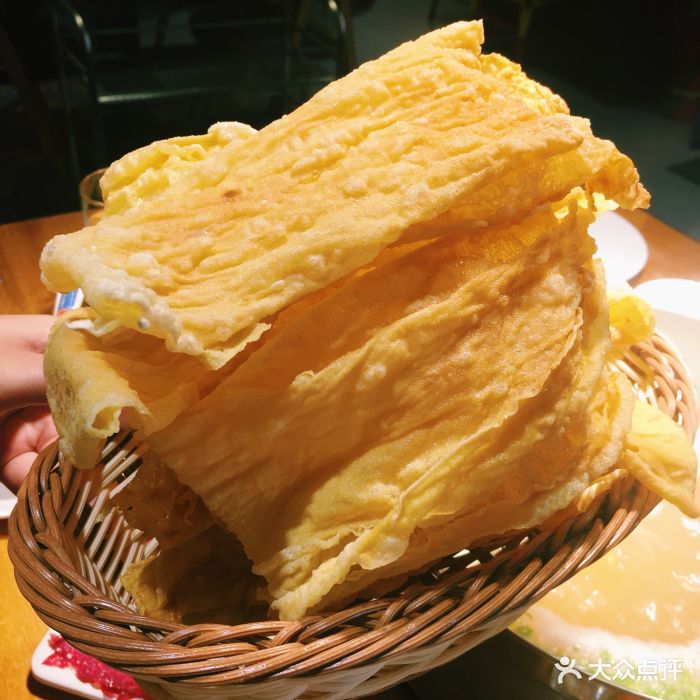 鲜切潮汕手打牛肉丸火锅(唐延路店)油炸豆皮图片