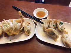 -小姜锅贴(凤凰街店)