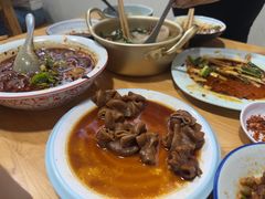 -朱大嘴肥肠血旺(福字街店)