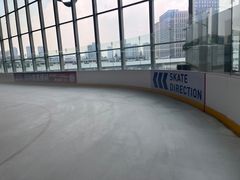 -冠军冰场CHAMPION RINK(凯德广场店)