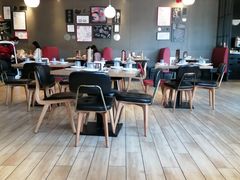 大堂-必胜客(新中纬店)