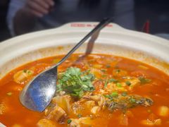 -魏铭鱼头捞饭(晋阳路店)