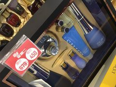 -国药中服免税(北京坊店)