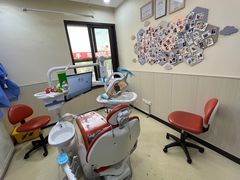 -上海宝信宝马4S店