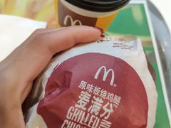 -麦当劳(杭州西湖银泰百货店)