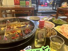 -重庆川渝肥妹火锅