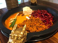 -黄潇洒老火锅(九眼桥宏济巷店)