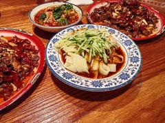 -柴窝堡22号辣子鸡·传承新疆菜