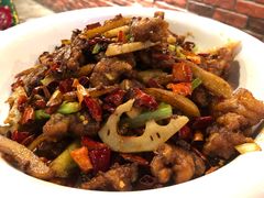 干锅牛蛙-關東雪东北菜(中庚漫游城店)