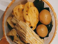 -大食代美食广场(上海中心店)