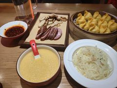 -天怡興·百年蒸饺(万豪广场店)