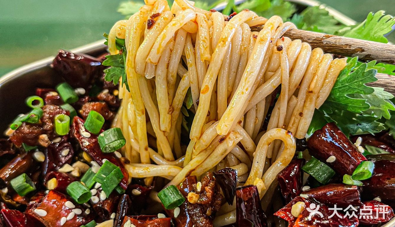 这就是一家长得像密室逃脱米线🍜店❗️