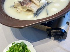 -香山湖渔家大院