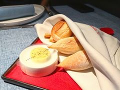 前菜面包-弦月窗LUNETTE BY AMANDA(复兴路店)