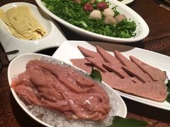 -小天鹅火锅·一线江景洪鼎旗舰店(洪崖洞店)