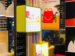 -麦当劳(杭州西湖银泰百货店)