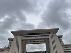 -霍尔果斯国门景区