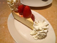 鲜草莓芝士蛋糕-The Cheesecake Factory芝乐坊餐厅(兴业太古汇店)