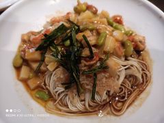 蒜蓉小龙虾拌面-松鹤面馆·古法焖肉面(观前店)