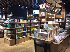 -九木杂物社(恒隆广场店)