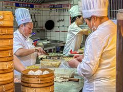 -馋三尺蟹粉小笼(人民广场店)