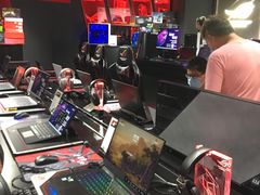 -ROG玩家国度(美罗城店)