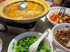 -味上湘菜馆(阿波罗店)