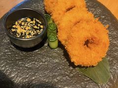 泰式手打虾饼配酸甜梅子酱-simply thai天泰(美罗城店)