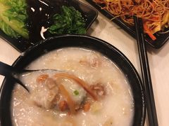 艇仔粥-大师傅粥品(埃华街)
