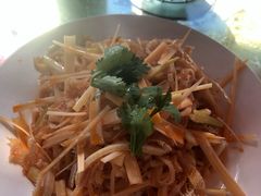 -明月食府(二区干二路店)