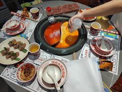 -生活如沸·顺德水牛奶火锅(大学路店)