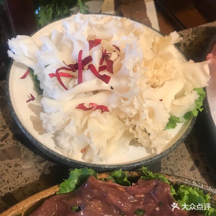 坎爷秘制火锅(陆家嘴店)绣球菌图片 - 第6张
