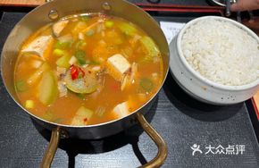 Pork Bone and Clam Kimchi Stew