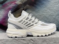-SALOMON萨洛蒙(青岛海信店)