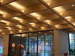 -桔子酒店(上海西藏北路地铁站店)