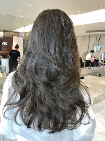 今年特别流行的纹理烫包t火起来还是有道理的