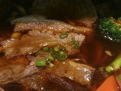 金牌红烧牛肉面-康师傅私房牛肉面(北京南站店)