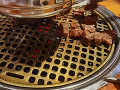 -唯成•韩国炭火烤肉 유성고기