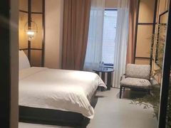 -万泊酒店(长沙五一广场国金中心店)