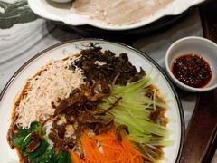 -蔼若春.传承三十年云南菜(金碧公园店)