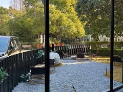 -J Create城市露营咖啡·简餐·宠物(上海动物园店)