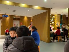 -海底捞火锅鲜切牛肉主题店(长寿路店)