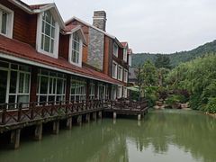-梦娜斯庄园