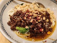 头牌豌杂面-呼啦面馆·头牌豌杂面(建新东路店)