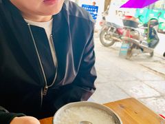 -瘦子桂林米粉店(总店)