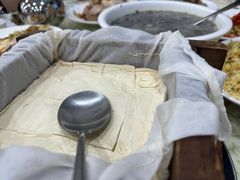-鹏城人家海鲜酒家·23年老字号(较场尾店)