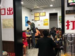-覃肥叔桂林米粉(粮道街店)