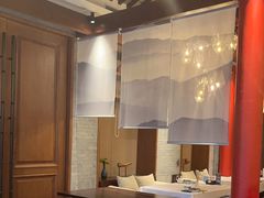 -宝燕壹号景观餐厅(龙盛国际商业广场店)