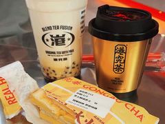 -港究茶·冠军丝袜奶茶(皇庭广场店)