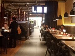 大堂-青年公社烤鸭(滨湖银泰店)
